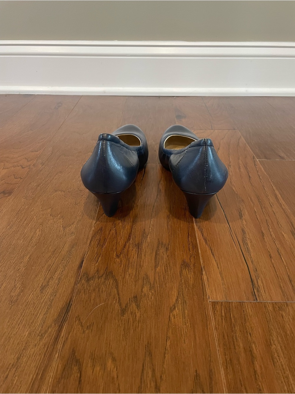Naturalizer Stargaze Navy Heels - Picture 5 of 8
